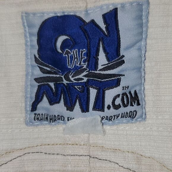 On The Mat Jui Jitsu Maui Gi Set Kids - Picture 7 of 14